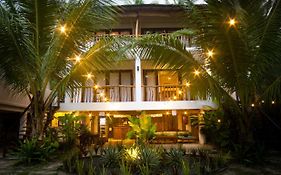 Lagkaw Siargao Villas